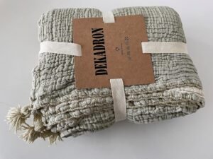 100% Cotton Muslin Throw Blanket, 4 Layers Bedspread, Soft Turkish Cotton Muslin Bed Cover, Reversible Coverlet, Green (Throw 47x71-120x180cm)